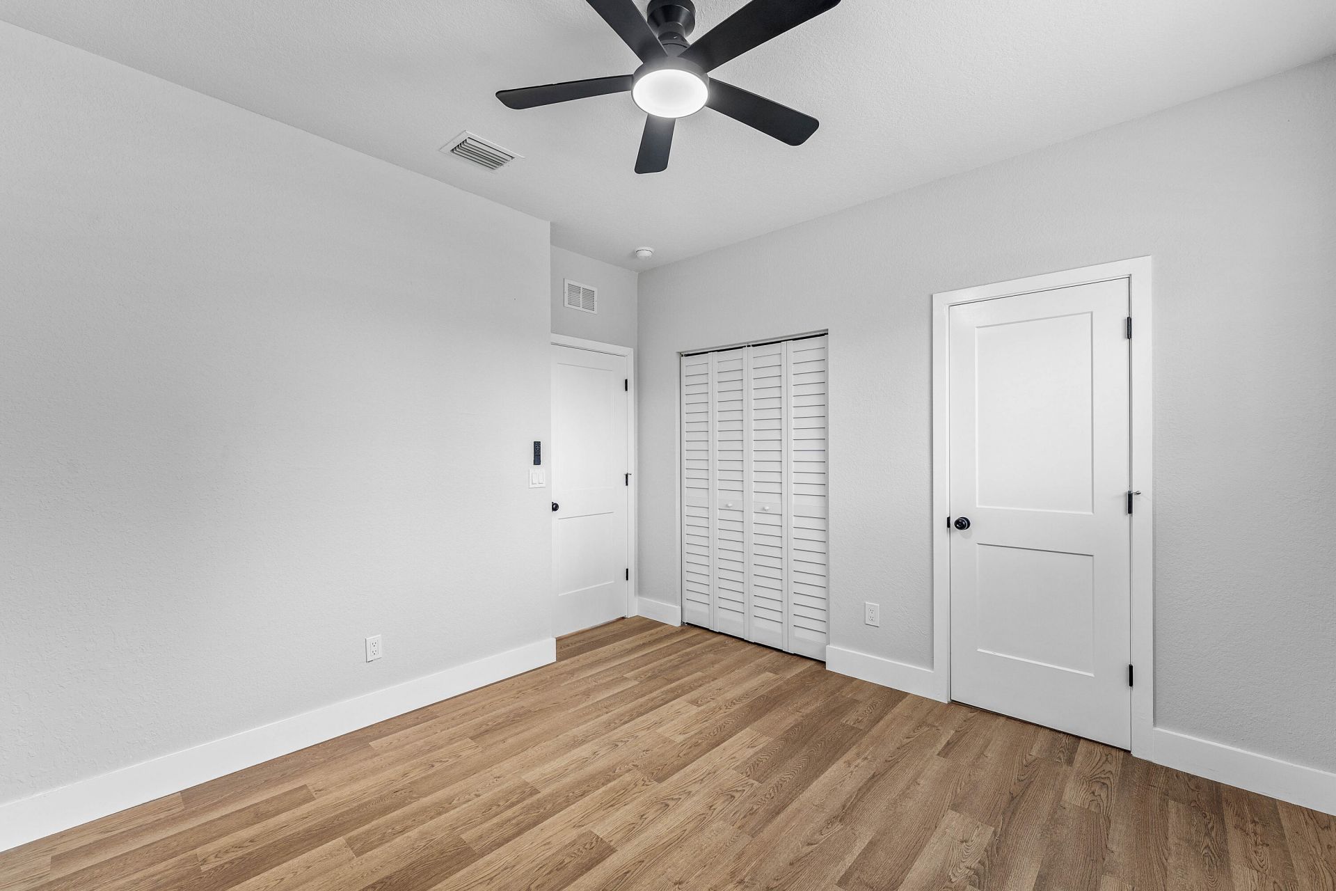 1150 W 25th Street, Riviera Beach, FL 33404 Photo