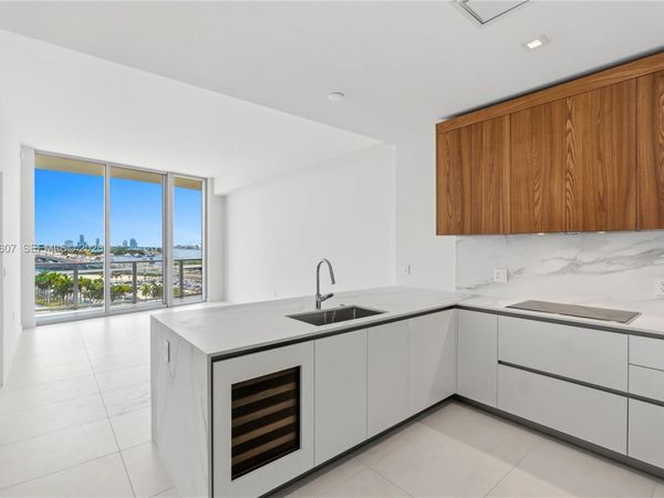 1400 Biscayne Blvd , Unit 804, Miami, FL 33132
