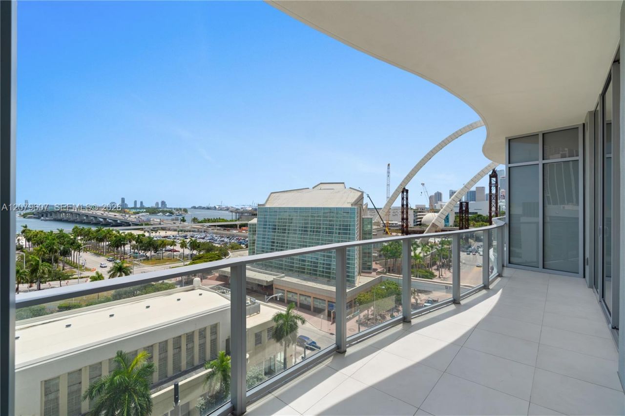 1400 Biscayne Blvd , Unit 804, Miami, FL 33132 Photo