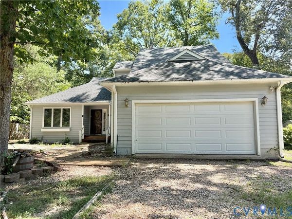 1717 Stone River Road , Chesterfield, VA 23235