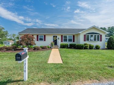 710 10TH ST, SHENANDOAH, VA 22849
