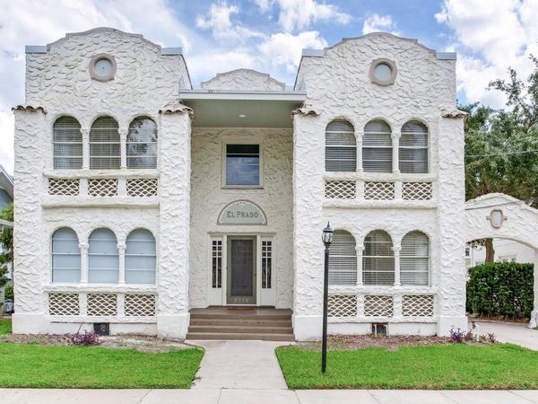 2114 W DEKLE AVENUE, Unit 4, TAMPA, FL 33606