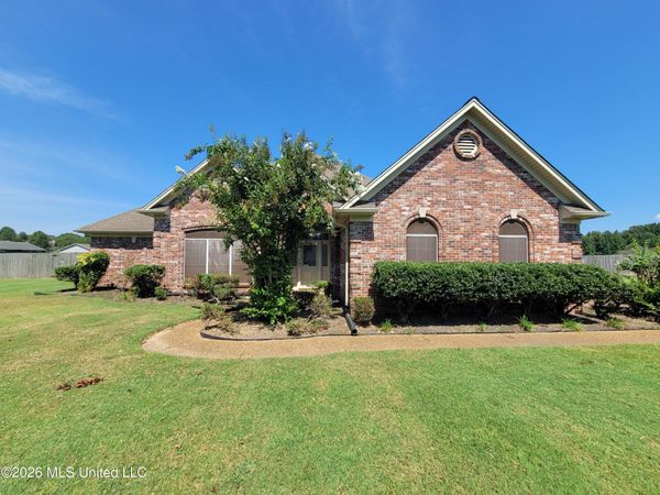 13165 Coldwater Drive, Olive Branch, MS 38654