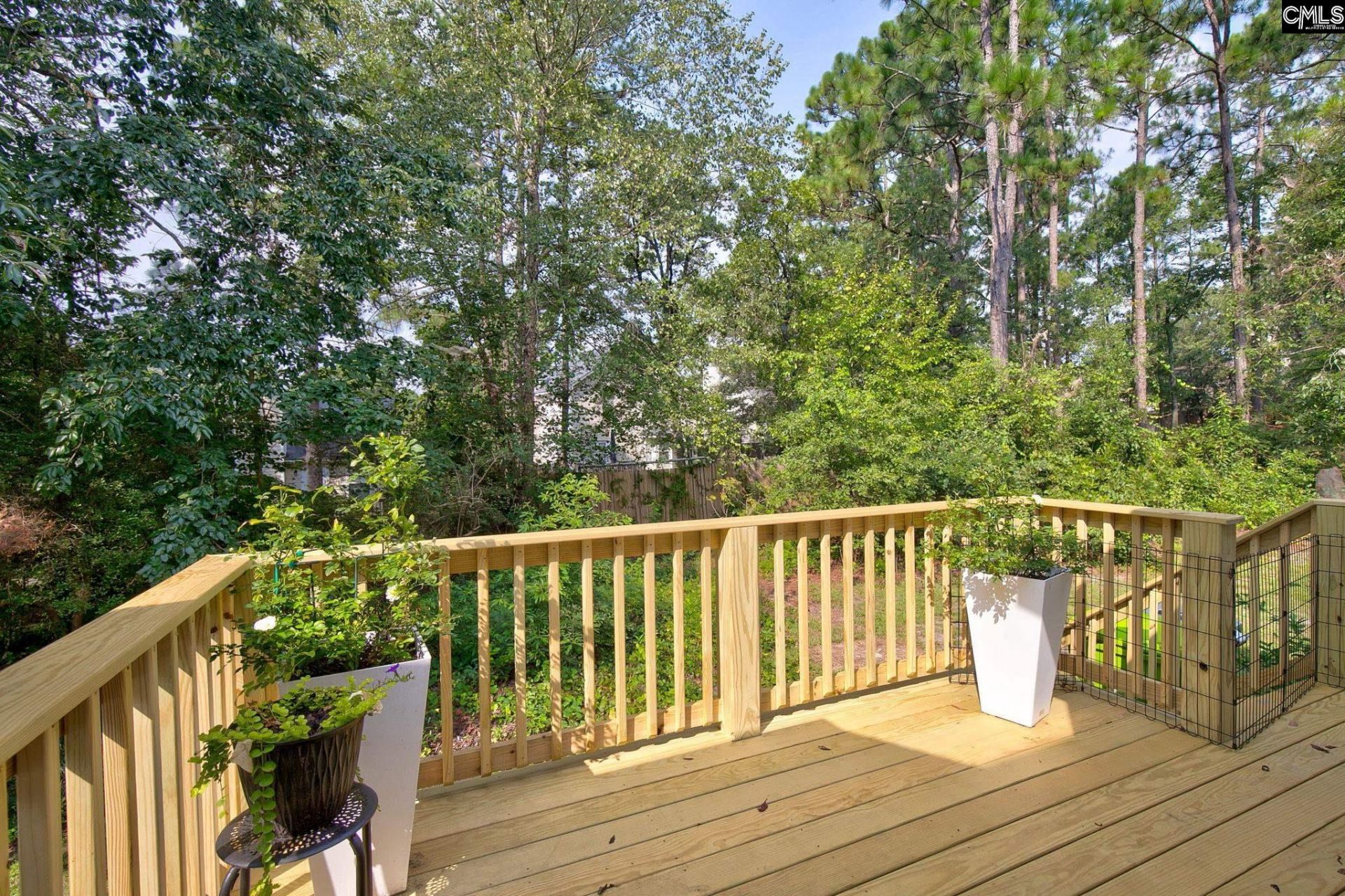 124 N Lake Pointe Drive  Photo 33