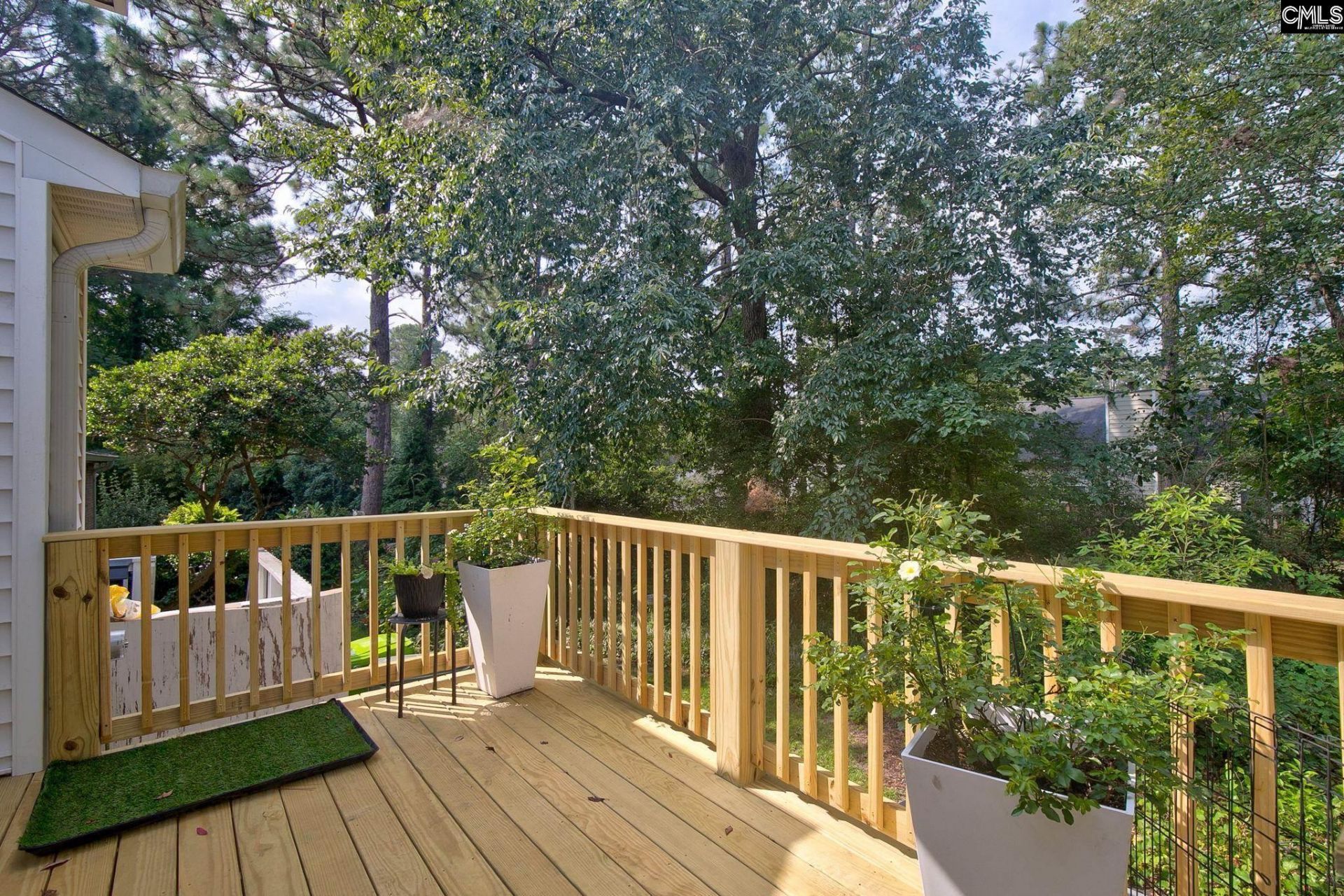 124 N Lake Pointe Drive  Photo 34