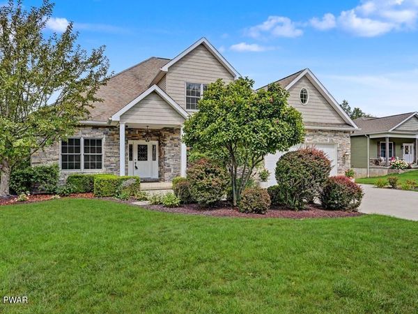 203 Azalea Drive , Mayfield, PA 18433