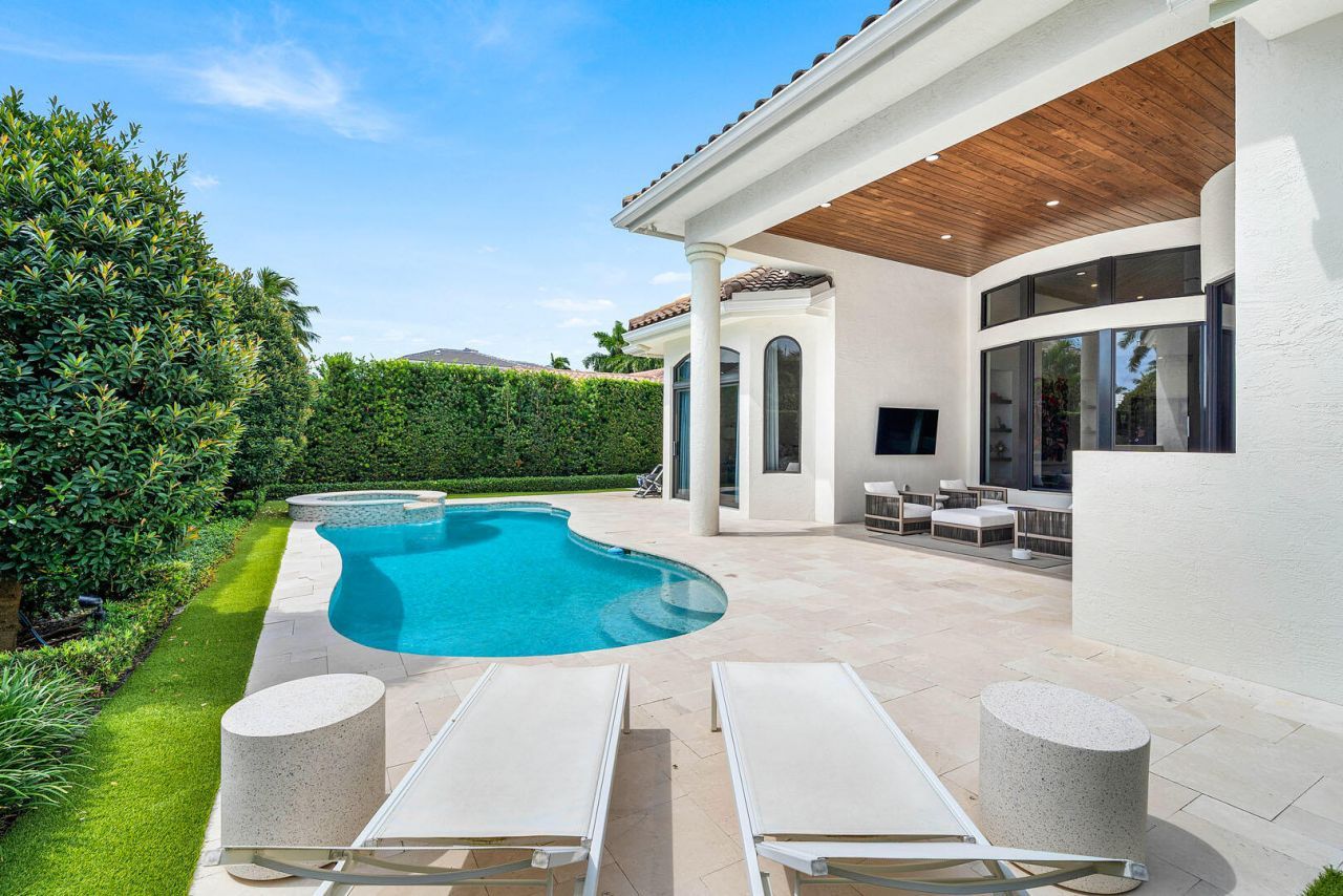 2212 Acorn Palm Road, Boca Raton, FL 33432 Photo
