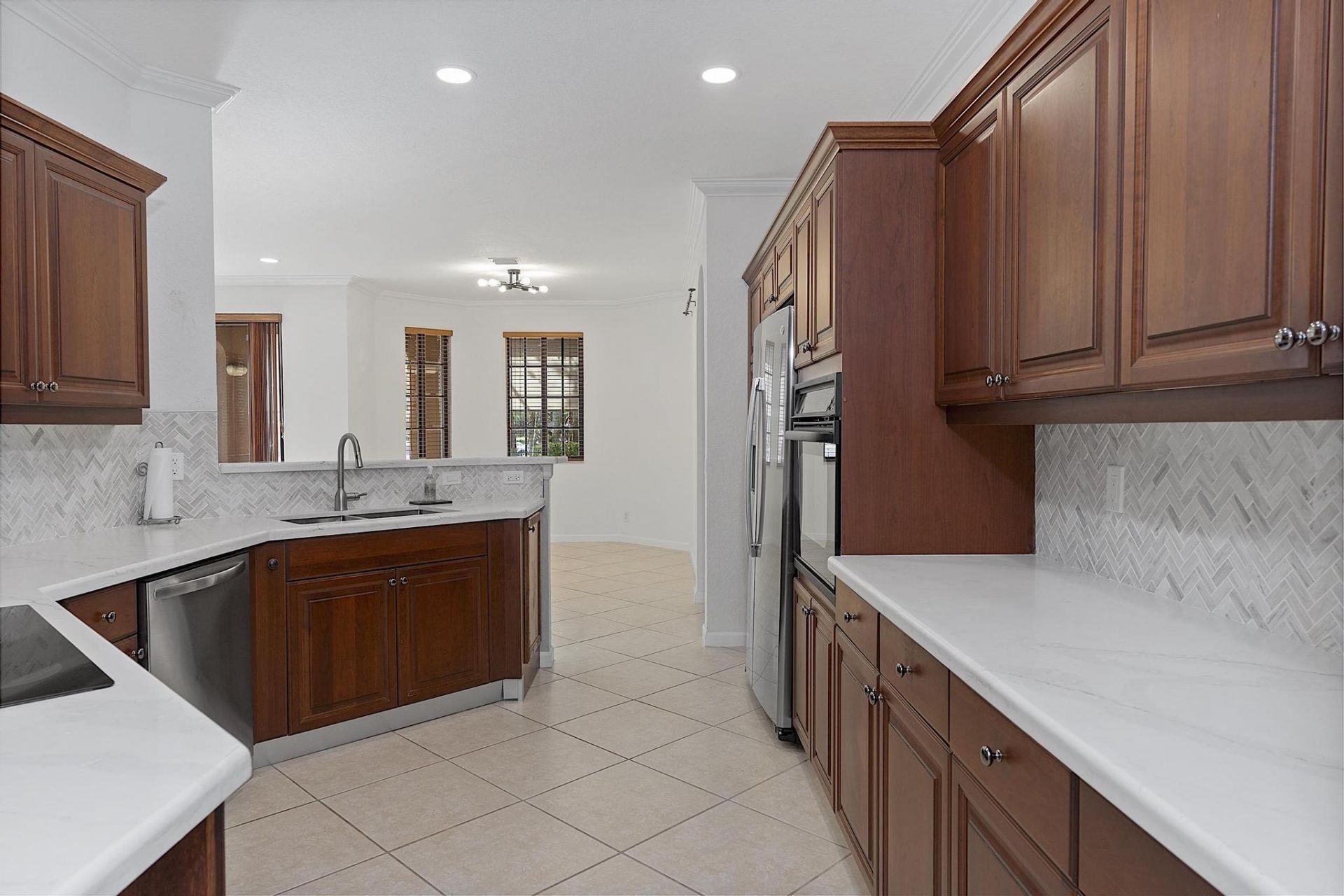 2742 Kinsington Circle, Weston, FL 33332 Photo