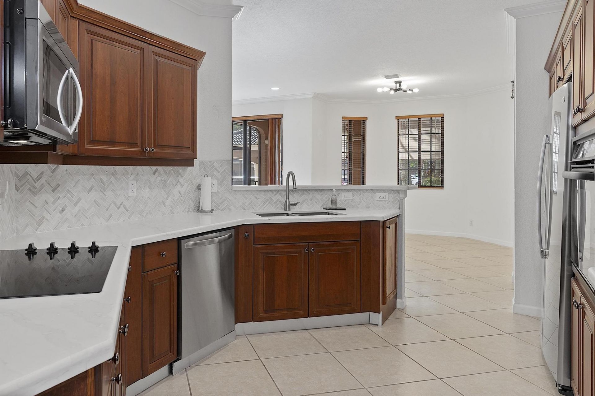 2742 Kinsington Circle, Weston, FL 33332 Photo