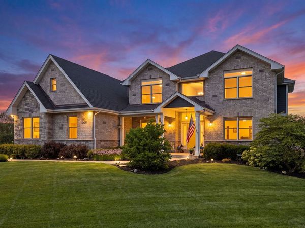 22384 Mallow Drive , Frankfort, IL 60423