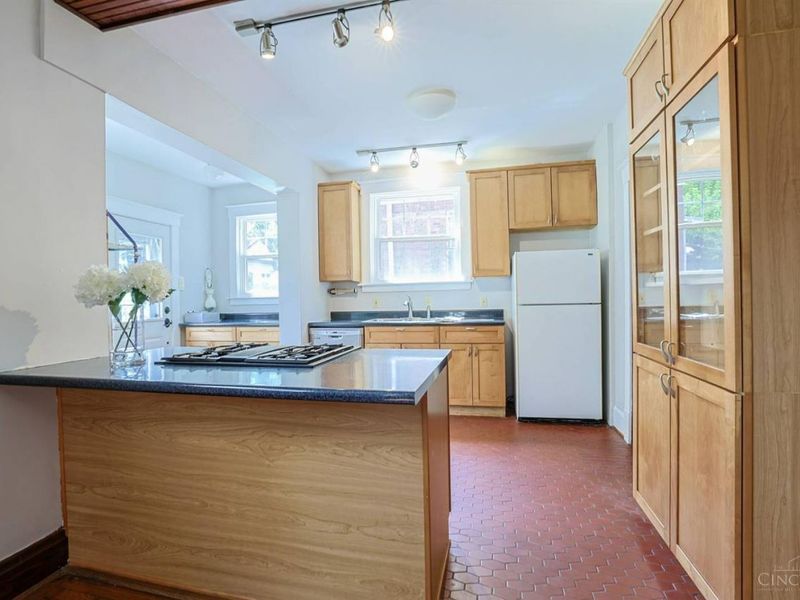 1655 Westmoreland Avenue, Cincinnati, OH 45223 Photo 13