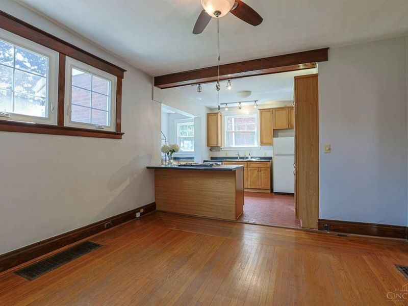 1655 Westmoreland Avenue, Cincinnati, OH 45223 Photo 16