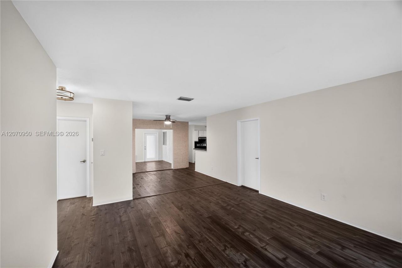 4300 Harrison St, Hollywood, FL 33021 Photo
