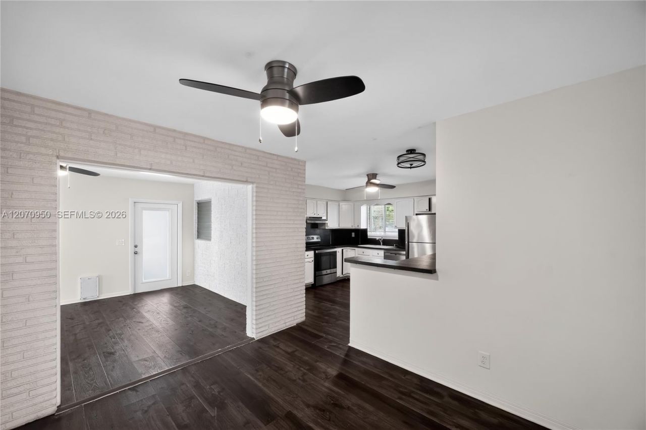 4300 Harrison St, Hollywood, FL 33021 Photo