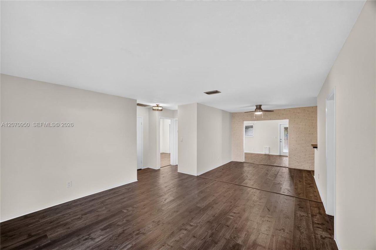4300 Harrison St, Hollywood, FL 33021 Photo