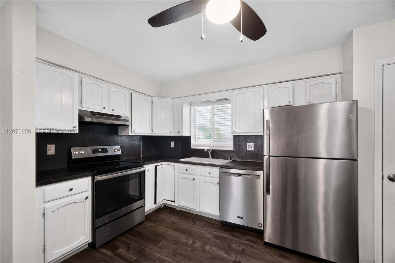 4300 Harrison St, Hollywood, FL 33021 Photo