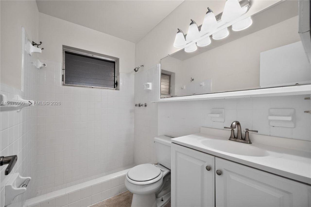 4300 Harrison St, Hollywood, FL 33021 Photo