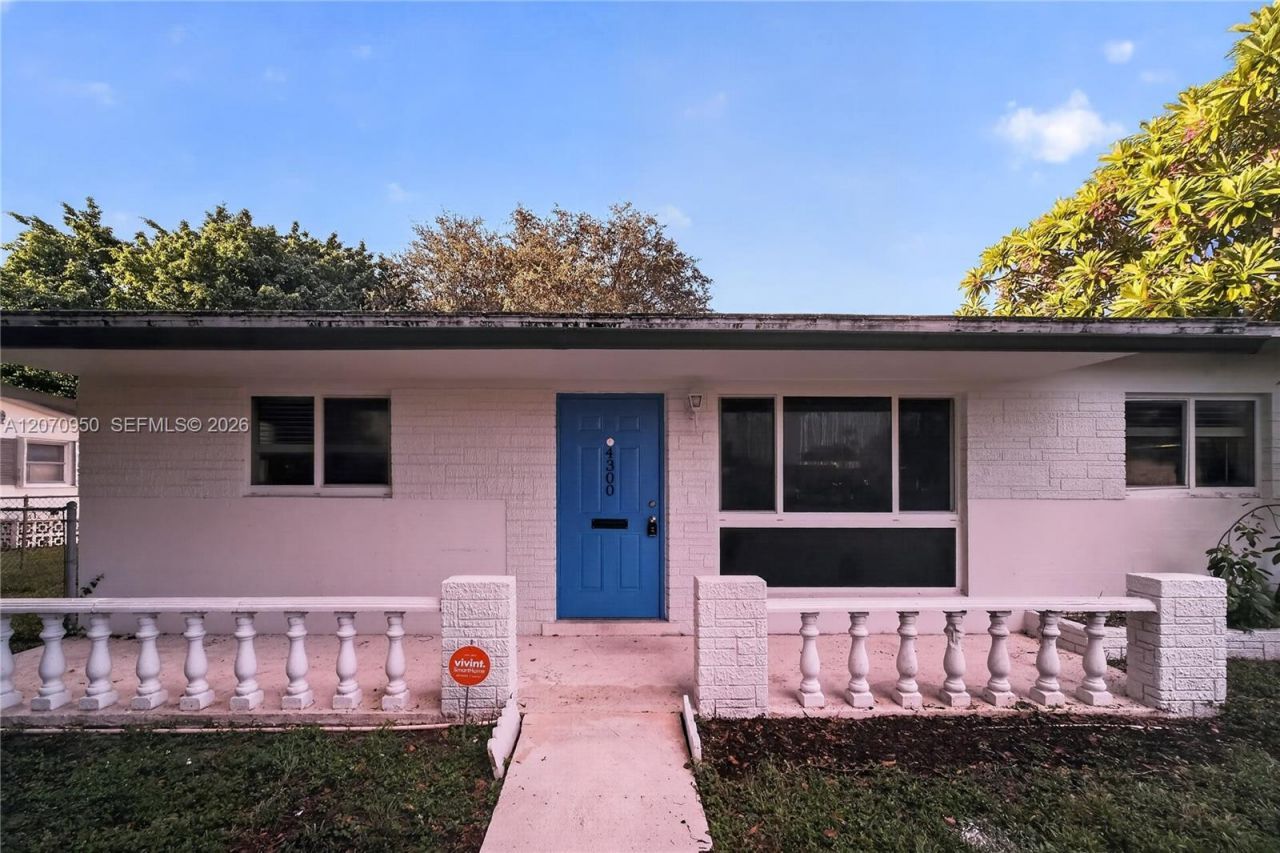 4300 Harrison St, Hollywood, FL 33021 Photo