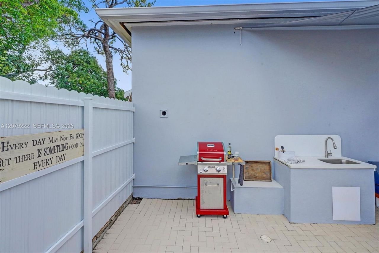 Please Call For Address, Unit BACK, Fort Lauderdale, FL 33312 Photo