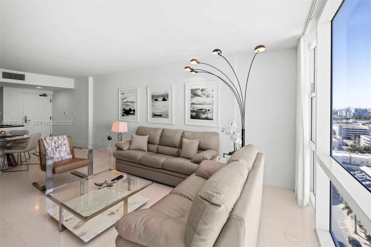 6801 Collins Ave, Unit 1401, Miami Beach, FL 33141 Photo