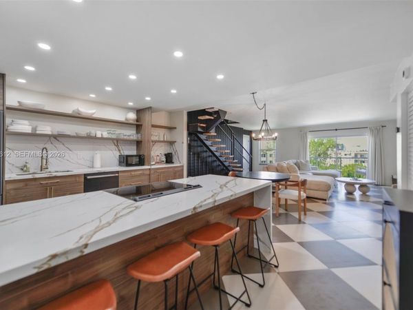 17800 Atlantic Blvd , Unit PH14, Sunny Isles Beach, FL 33160