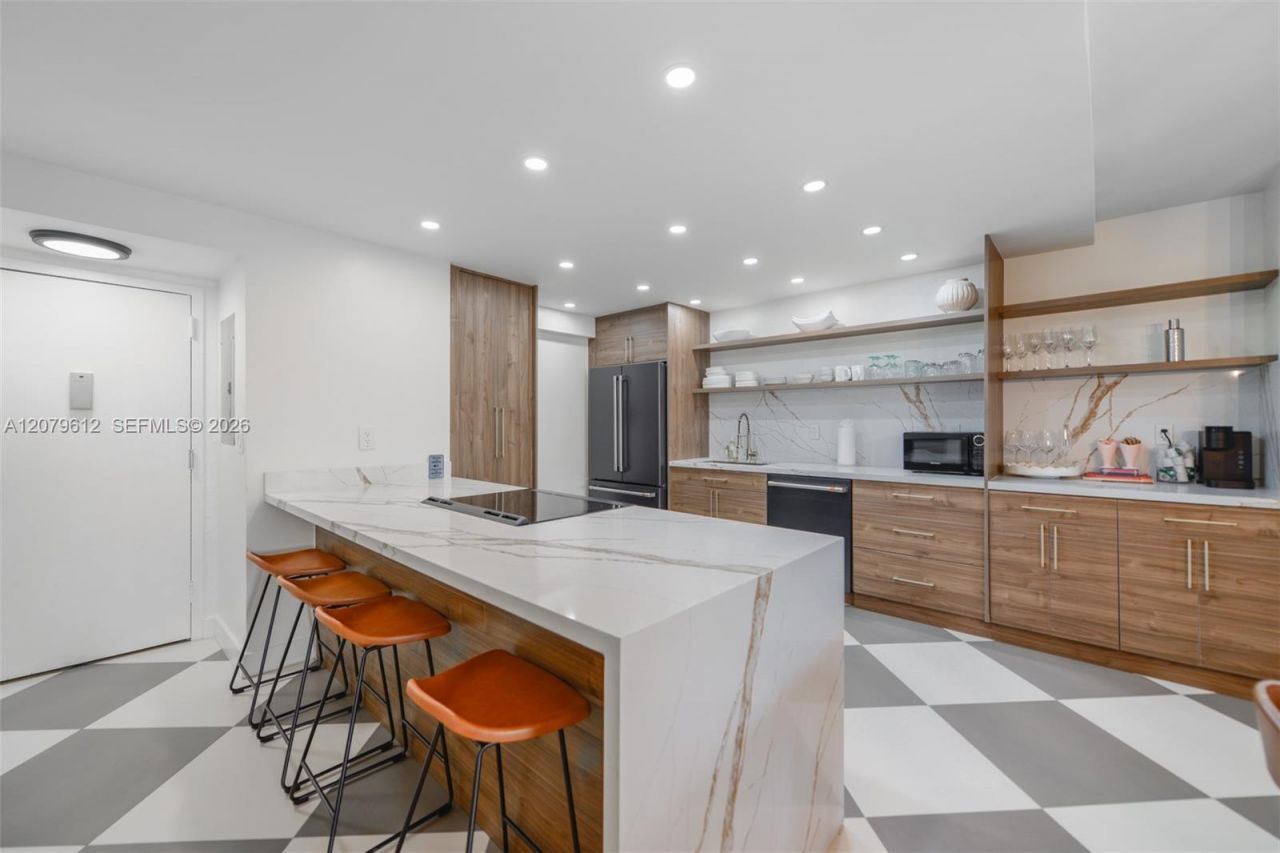 17800 Atlantic Blvd , Unit PH14, Sunny Isles Beach, FL 33160 Photo