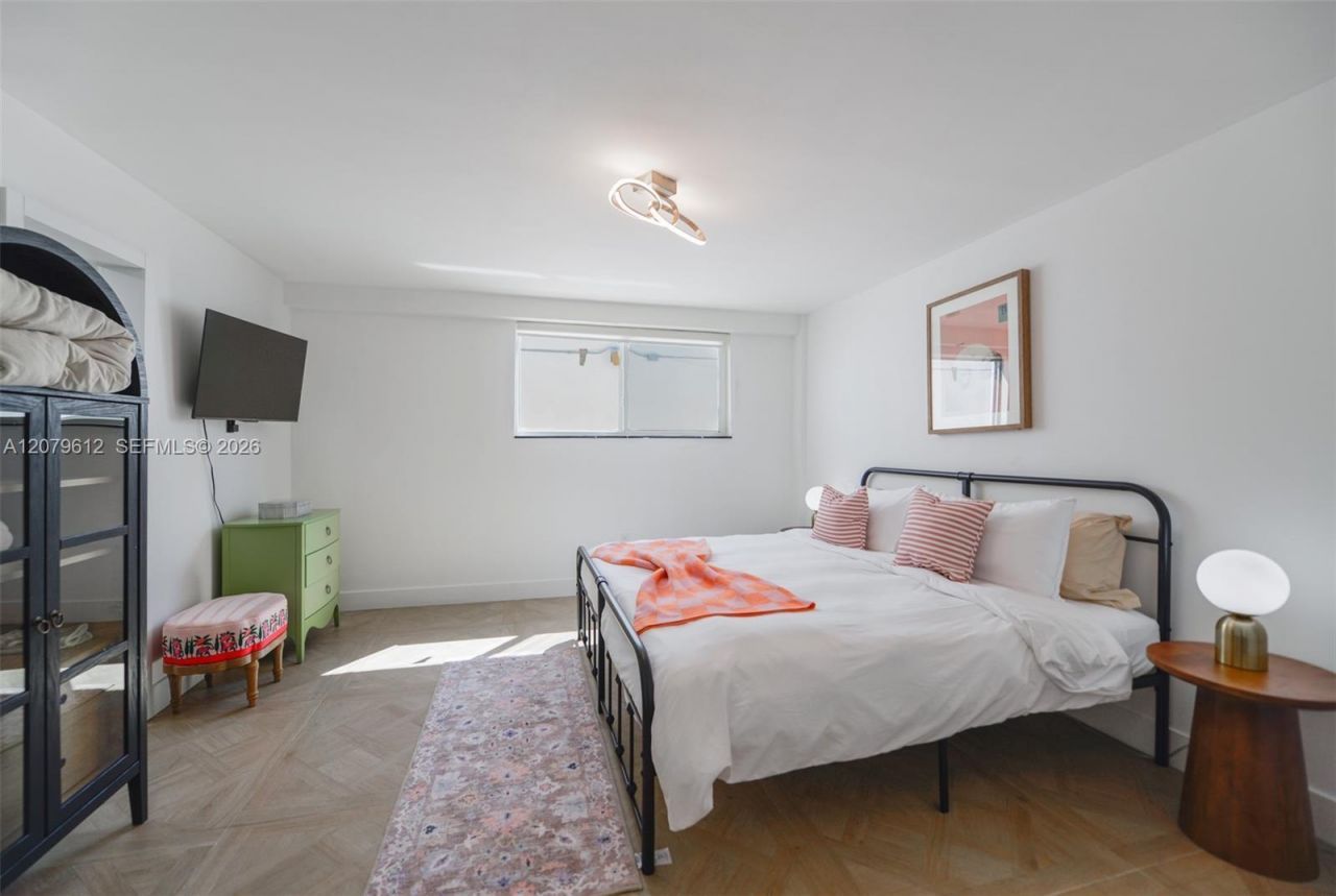 17800 Atlantic Blvd , Unit PH14, Sunny Isles Beach, FL 33160 Photo