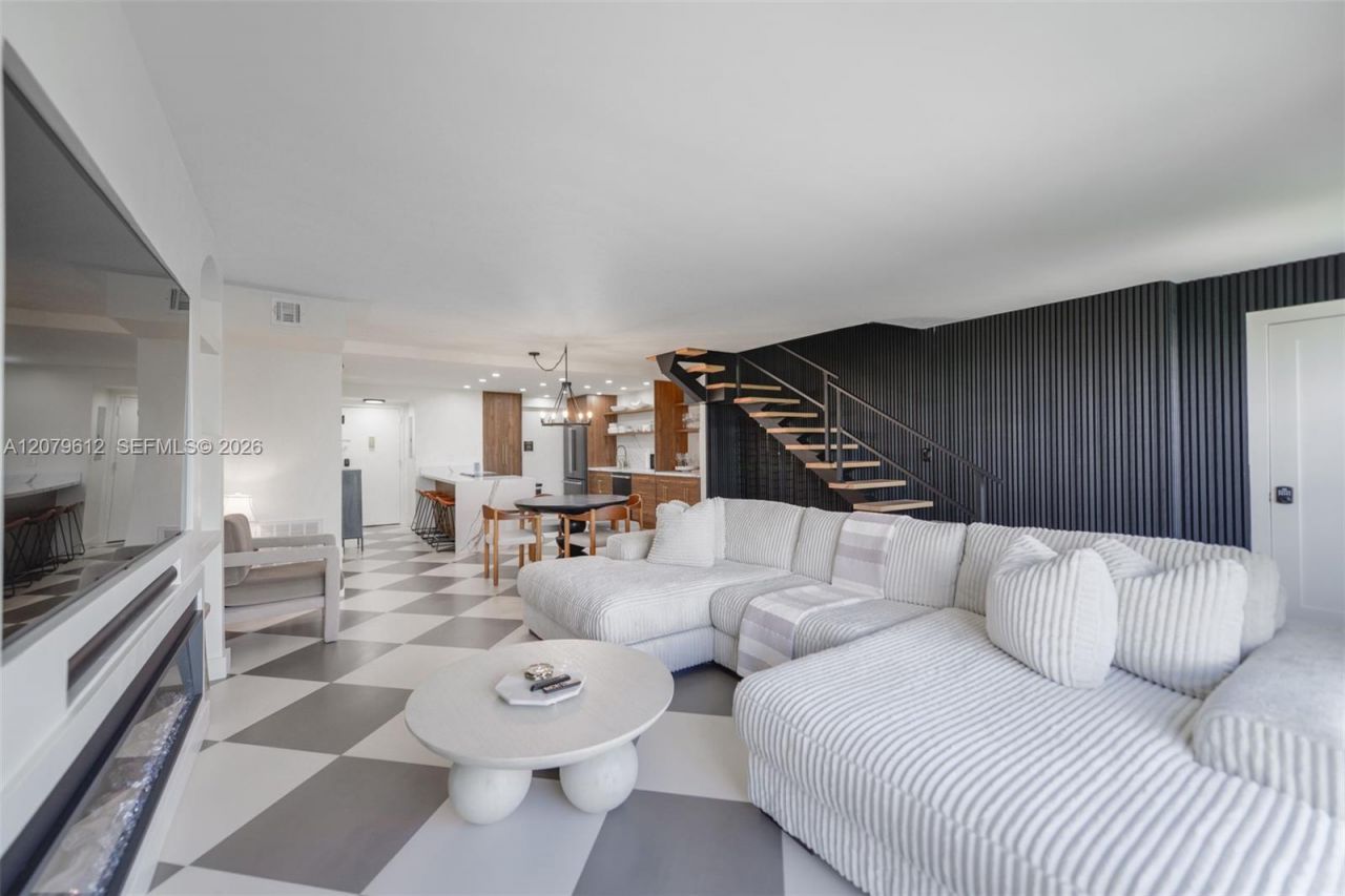17800 Atlantic Blvd , Unit PH14, Sunny Isles Beach, FL 33160 Photo