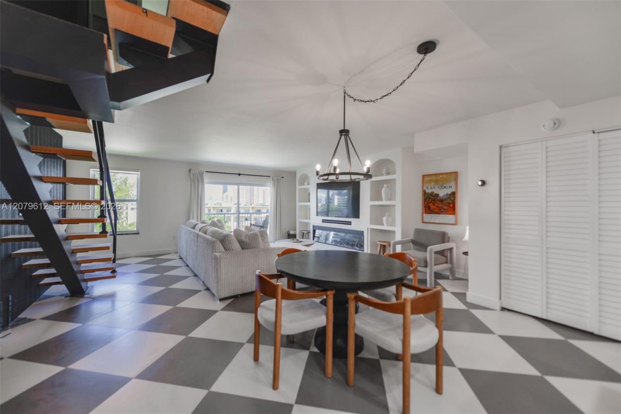 17800 Atlantic Blvd , Unit PH14, Sunny Isles Beach, FL 33160 Photo