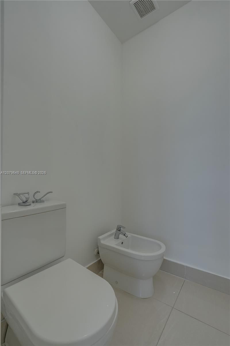 9870 NW 74th Ter, Doral, FL 33178 Photo
