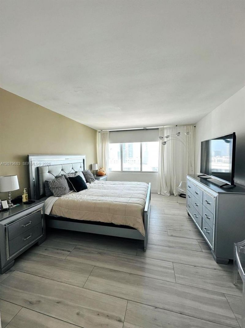 1000 West Ave, Unit PH27, Miami Beach, FL 33139 Photo