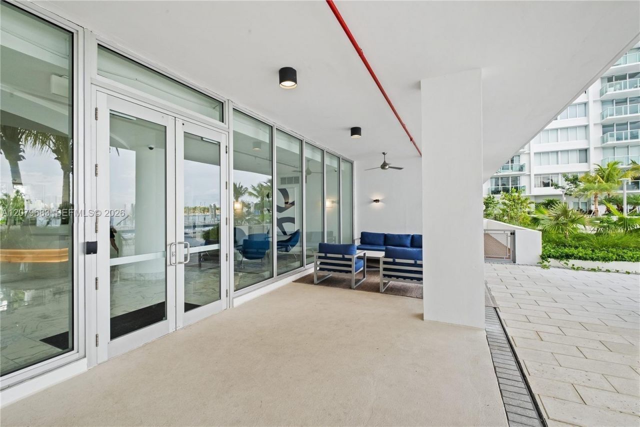 1000 West Ave, Unit PH27, Miami Beach, FL 33139 Photo