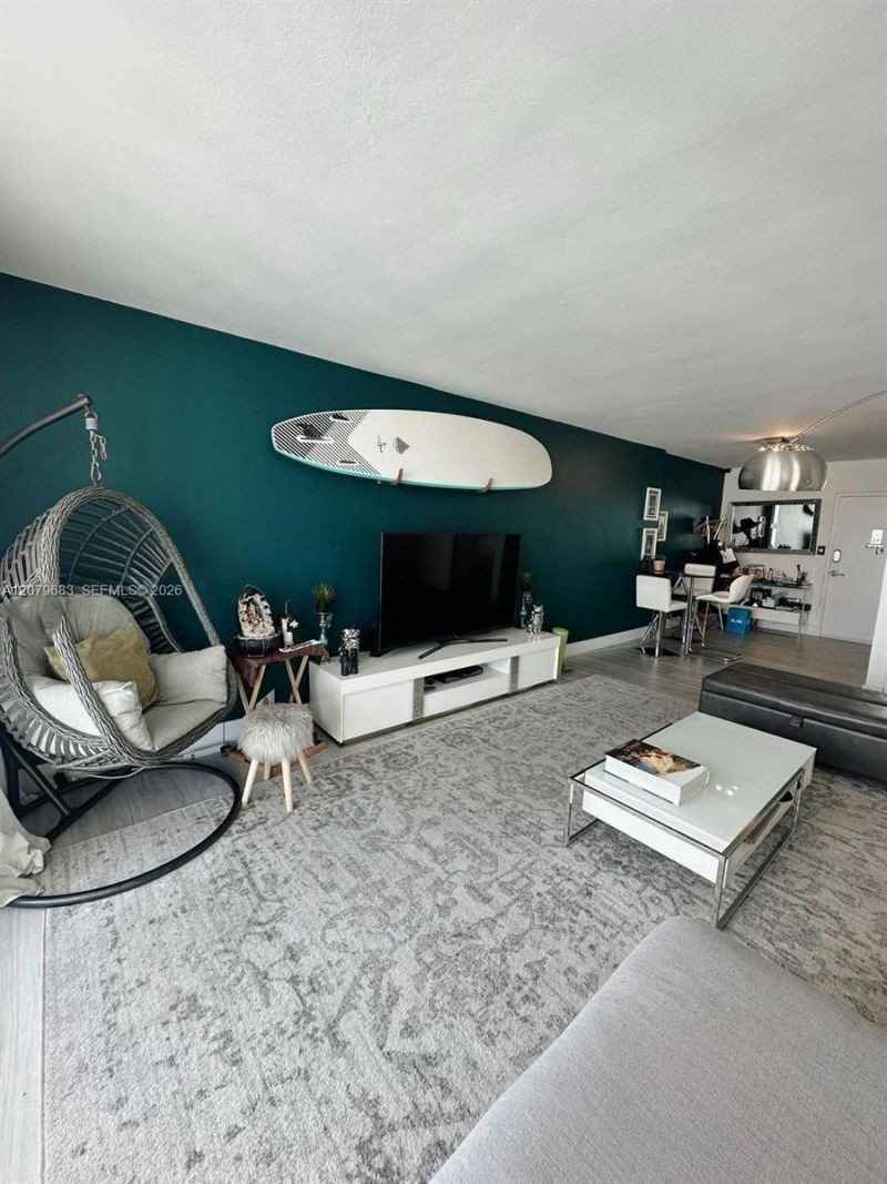 1000 West Ave, Unit PH27, Miami Beach, FL 33139 Photo