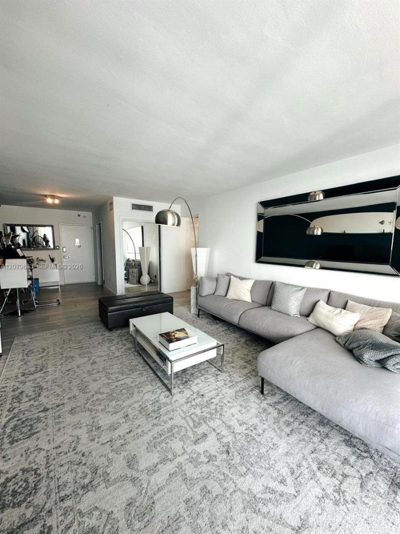 1000 West Ave, Unit PH27, Miami Beach, FL 33139 Photo