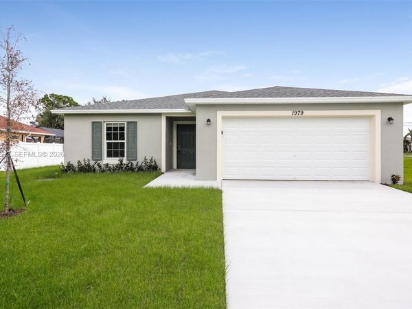 1979 SW Beekman St, Port St. Lucie, FL 34953