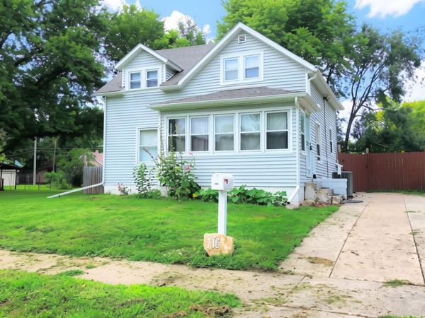 716 South Street , Rockwell City, IA 50579