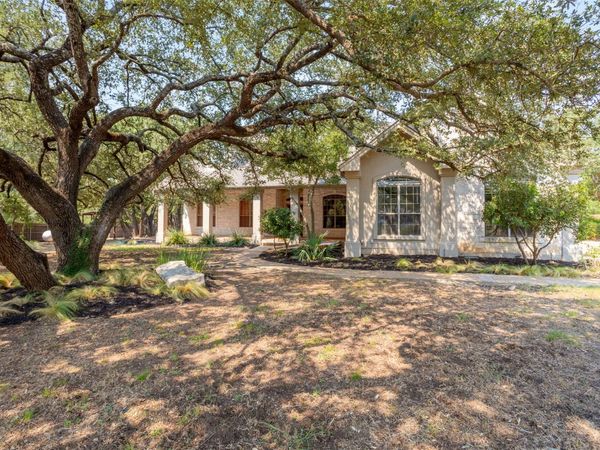 107 Hallie CT , Georgetown, TX 78633