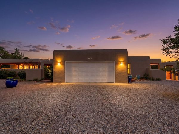 959 Santo Nino Pl , Santa Fe, NM 87501