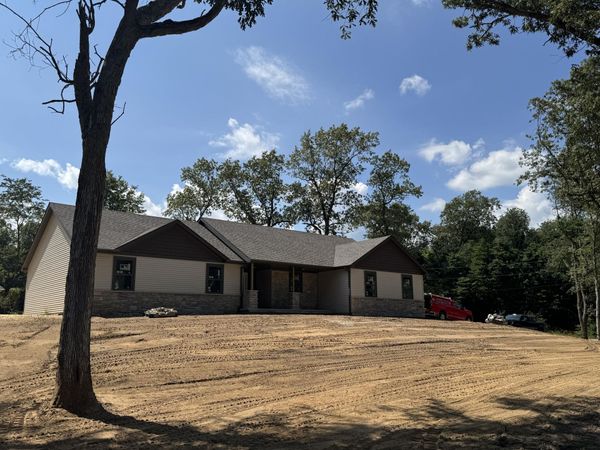 11149 Quail Run Drive W , Wheatfield, IN 46392