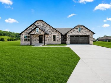 451 Madison Circle, London, KY 40741