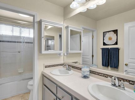 1121 Trehowell Dr, Roseville, CA 95678 Photo