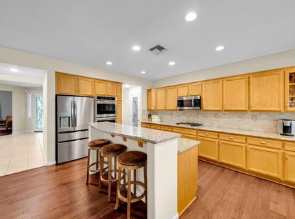 1121 Trehowell Dr, Roseville, CA 95678 Photo