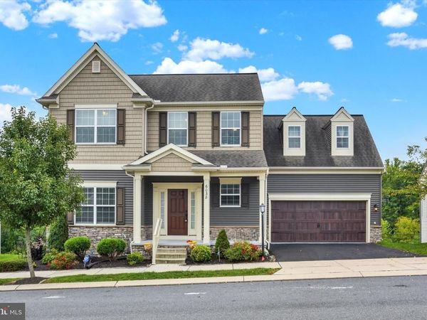 6038 STATION CIRCLE ROAD, HARRISBURG, PA 17111