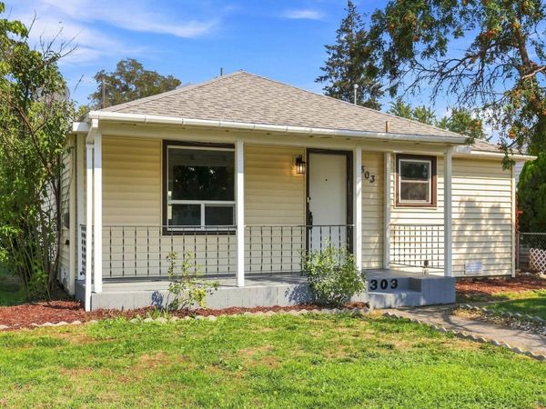 303 E Queen Ave, Spokane, WA 99207