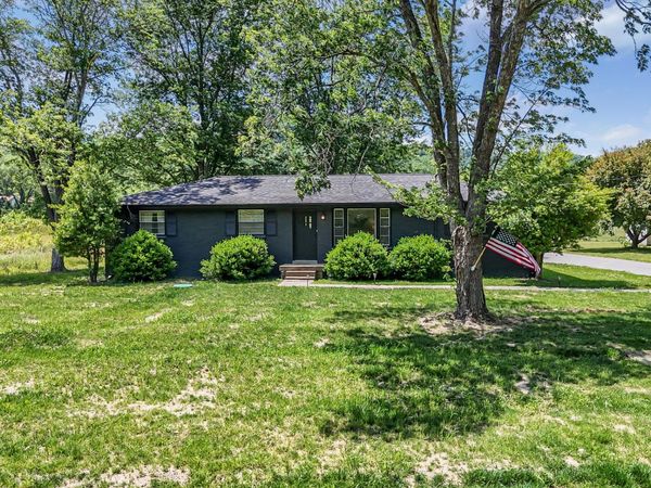4686 Lickton Pike , Whites Creek, TN 37189