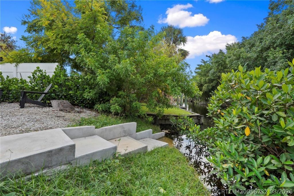 30 SW Hideaway Place , Stuart, FL 34994 Photo