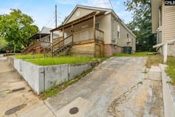 1120 Tree Street  photo 4
