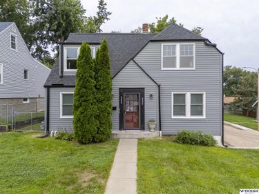 5227 Mason Street, Omaha, NE 68106