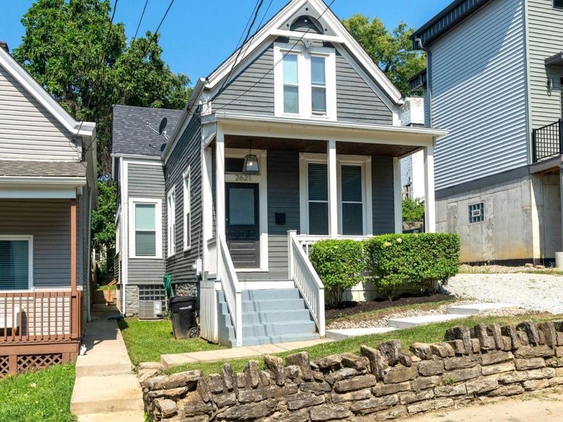 2621 Hackberry Street, Cincinnati, OH 45206 Photo 2