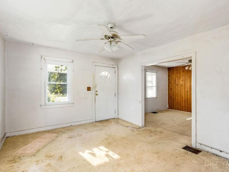 5836 Brown Road, Oxford Township, OH 45056 Photo 2